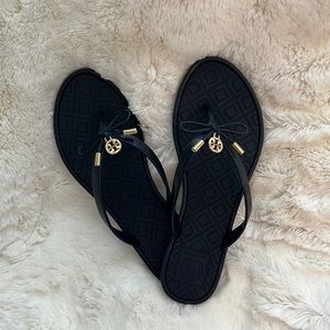 Tory Burch Navy Blue w/Gold Jelly Sandals / Flip Flops Size 7